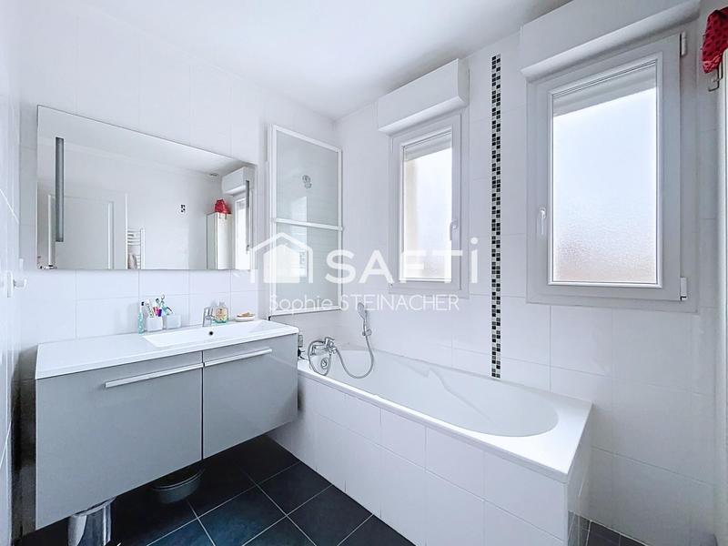 Maison - 135 m² - 6 pièces