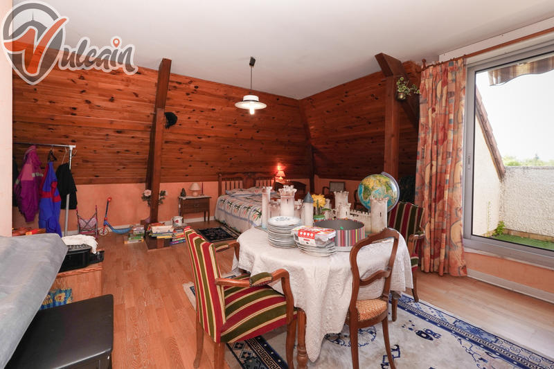 Maison - 207 m² - 5 pièces