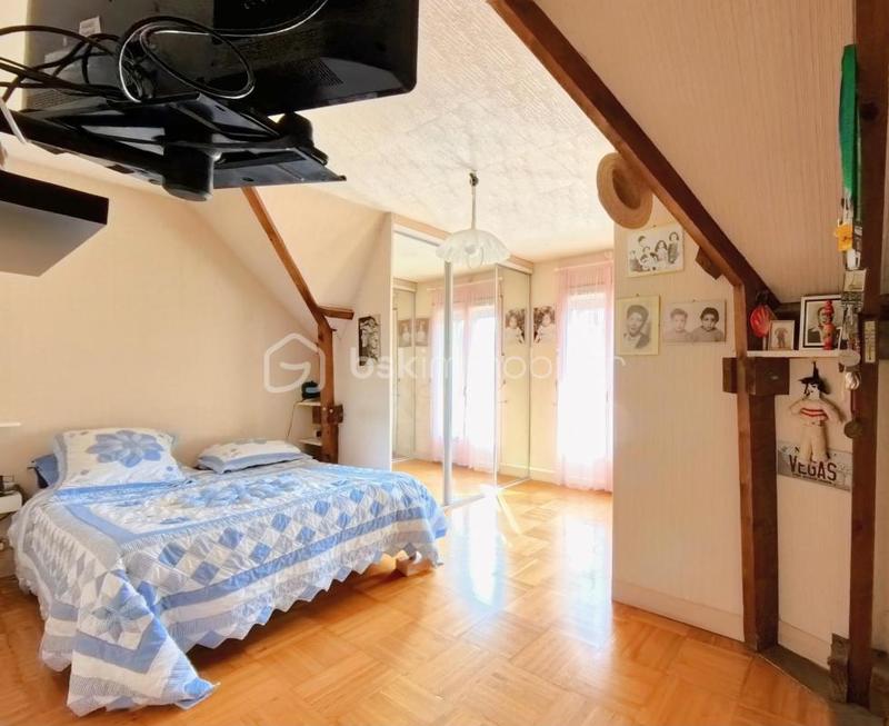 Maison - 120 m² - 6 pièces