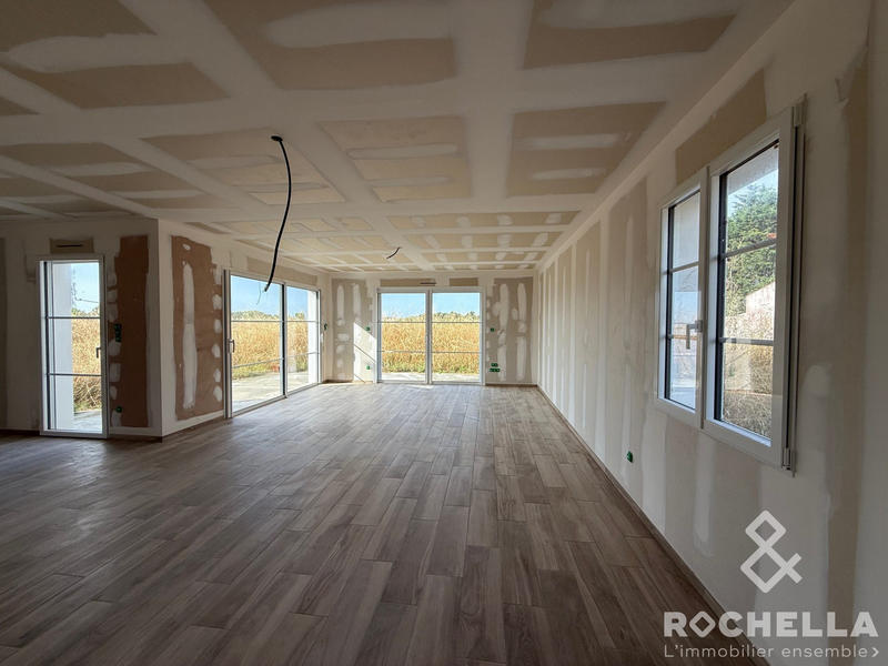 Maison traditionnelle - 148 m² - 5 pièces