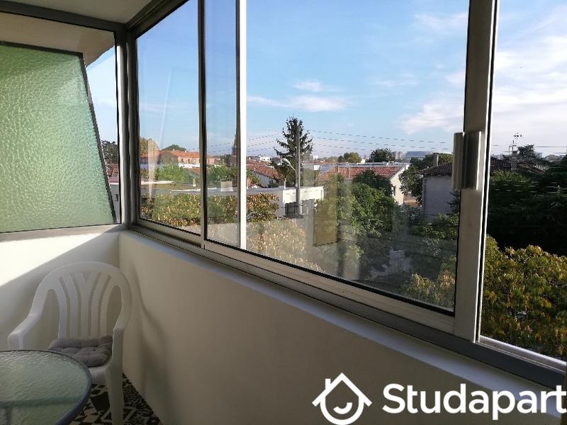 Chambre - 11 m² - 1 pièce