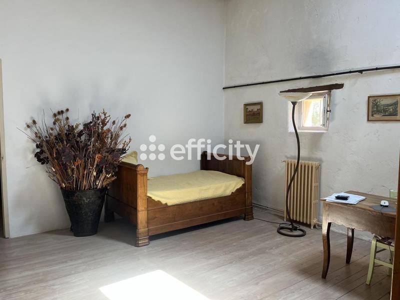 Mas - 300 m² - 10 pièces