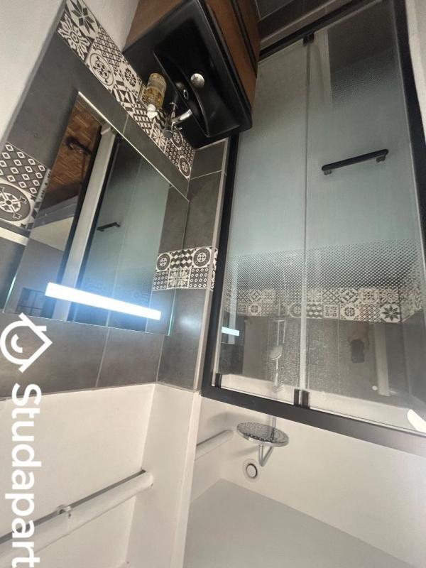 Chambre - 20 m² - 1 pièce