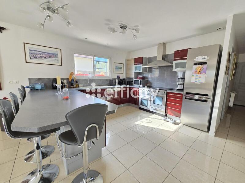 Pavillon - 121 m² - 4 pièces