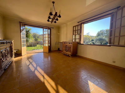 Maison - 127 m² - 6 pièces