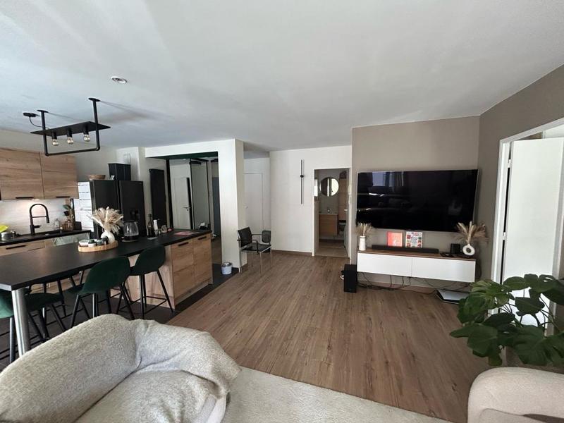 Appartement - 65 m² - 3 pièces