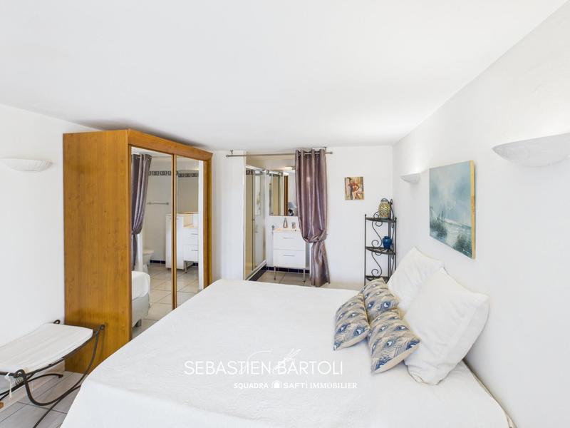 Maison - 192 m² - 7 pièces