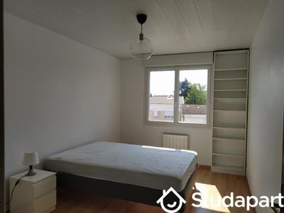 Chambre - 12 m² - 1 pièce