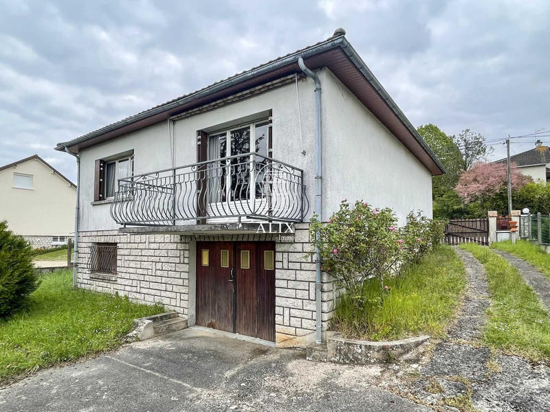 Maison traditionnelle - 73 m² - 4 pièces