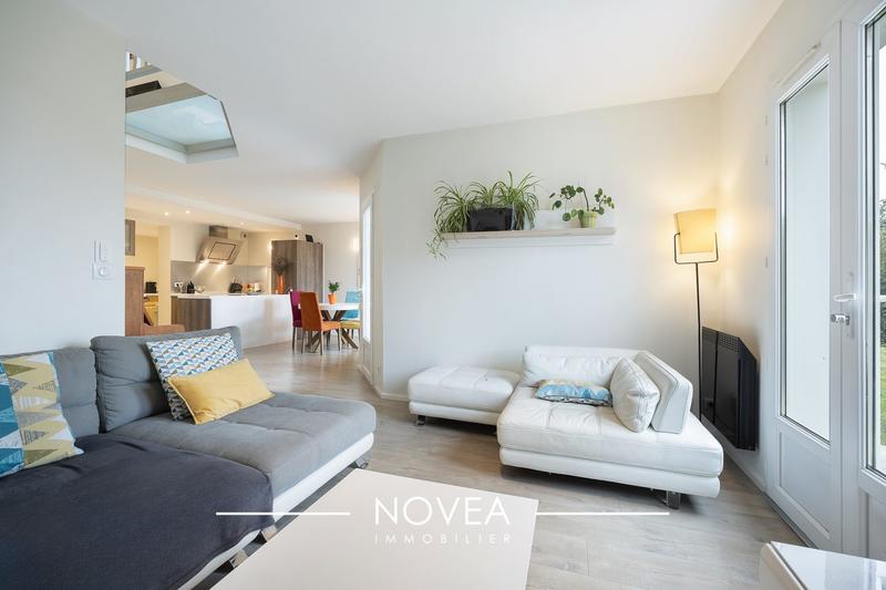 Maison - 135 m² - 6 pièces