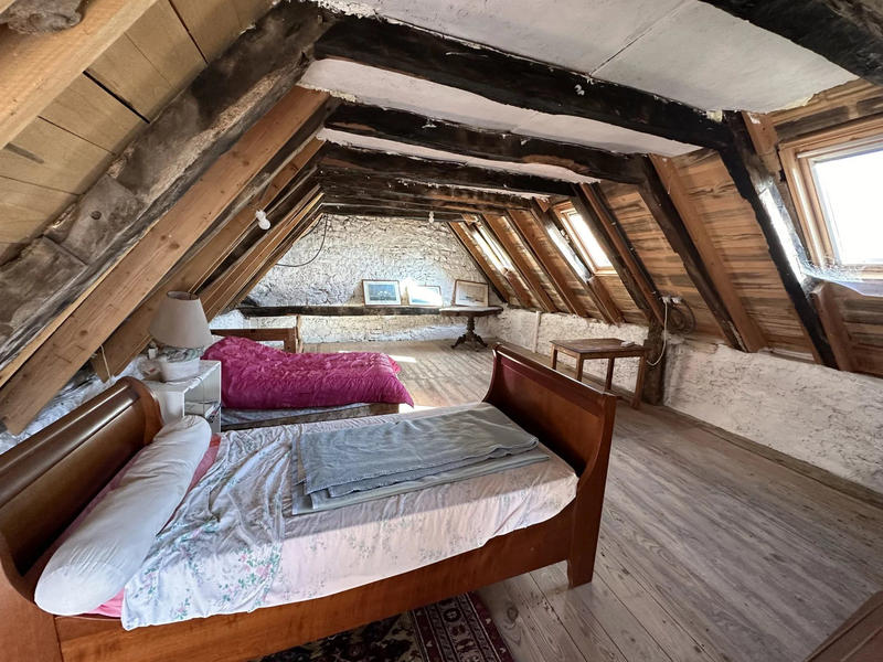 Appartement - 100 m² - 4 pièces