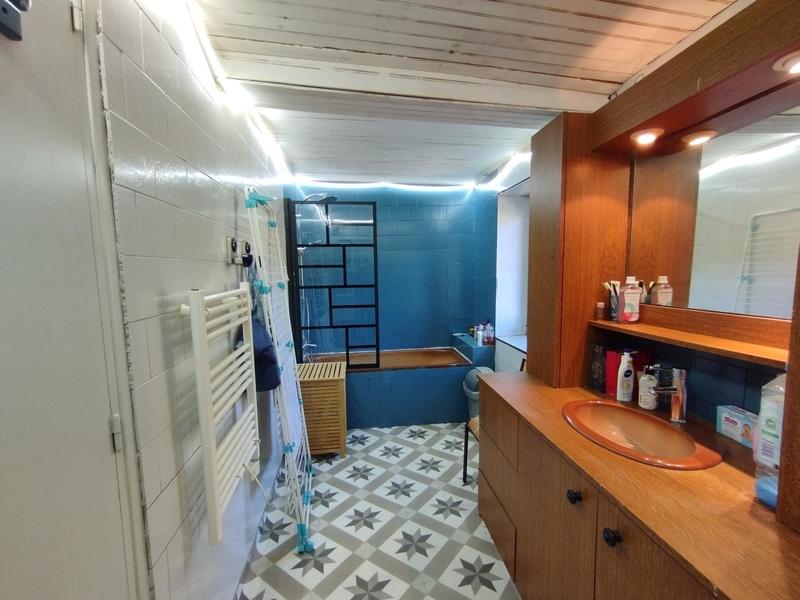 Maison - 121 m² - 7 pièces