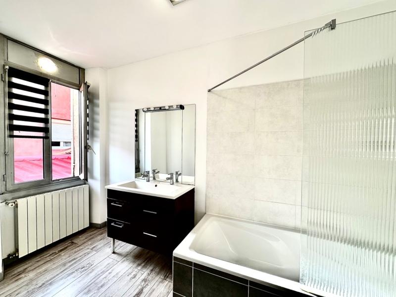 Appartement - 96 m² - 4 pièces