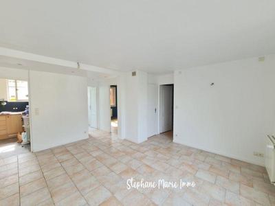 Appartement - 49 m² - 3 pièces