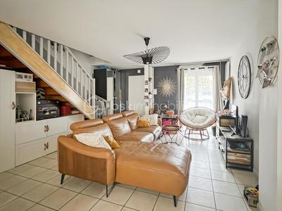 Pavillon - 80 m² - 4 pièces