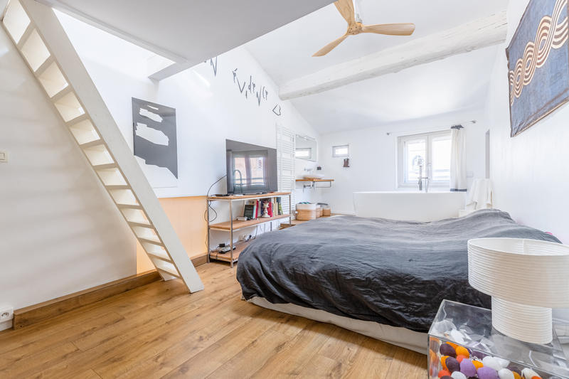 Duplex - 98 m² - 4 pièces