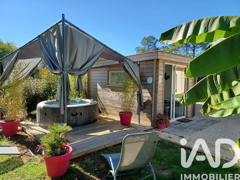 Maison - 169 m² - 8 pièces