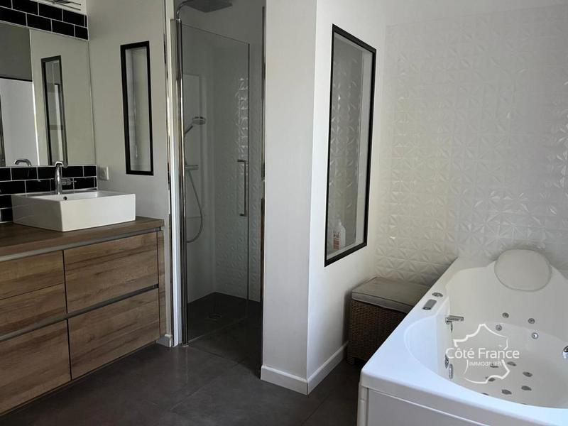 Maison - 184 m² - 5 pièces