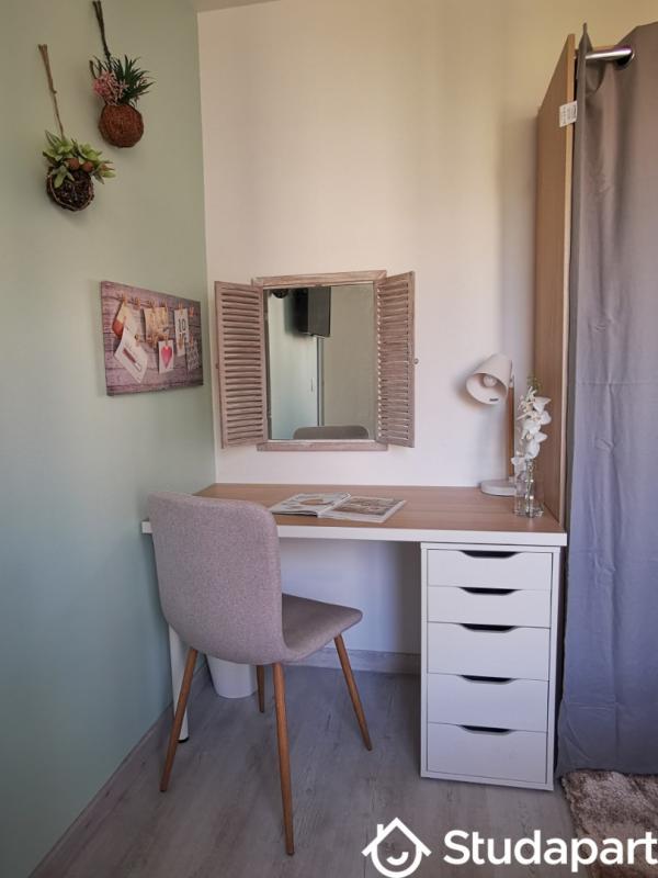 Chambre - 10 m² - 1 pièce