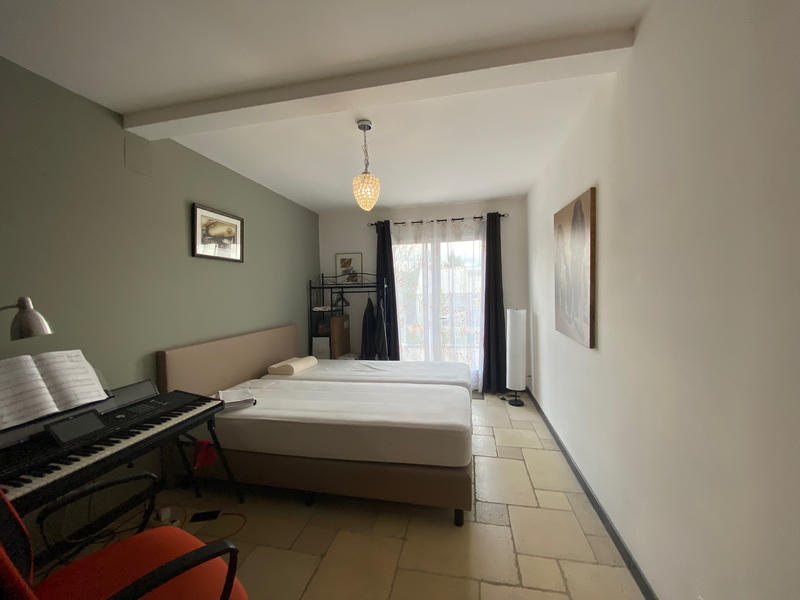 Maison - 208 m² - 6 pièces