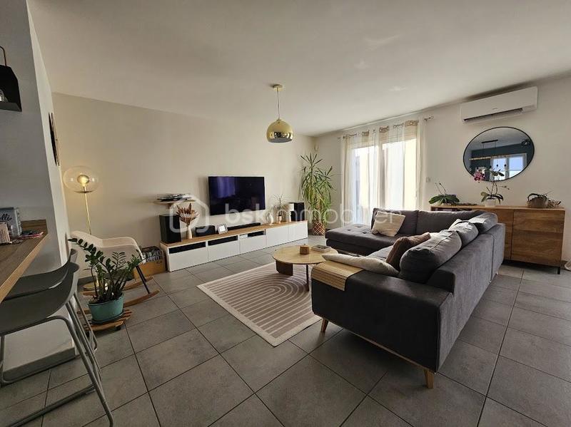 Maison traditionnelle - 97 m² - 4 pièces