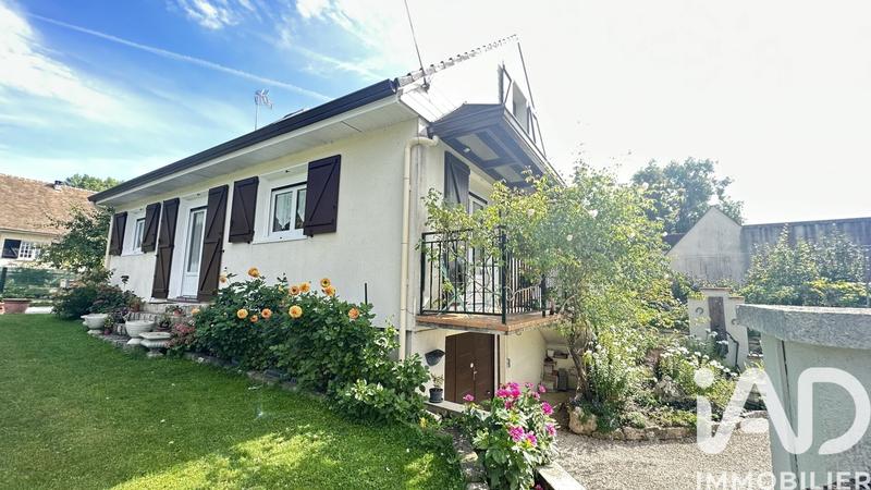 Maison - 102 m² - 5 pièces