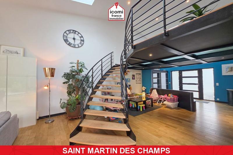Propriété - 250 m² - 8 pièces