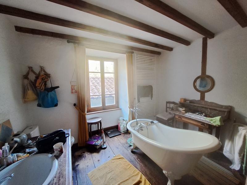 Maison - 367 m² - 11 pièces