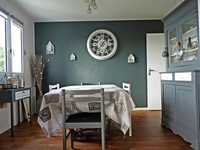 Appartement - 80 m² - 4 pièces