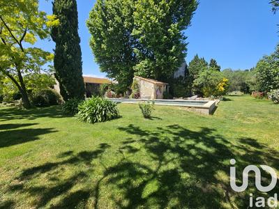 Maison - 356 m² - 11 pièces