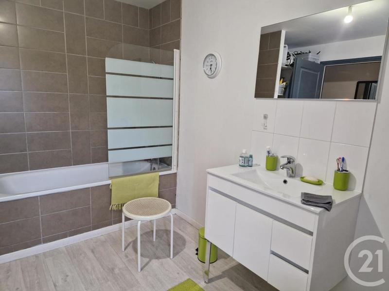 Duplex - 83 m² - 4 pièces