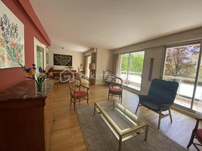 Appartement - 140 m² - 6 pièces