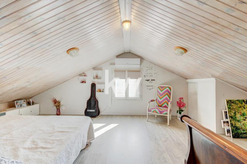 Maison - 110 m² - 5 pièces