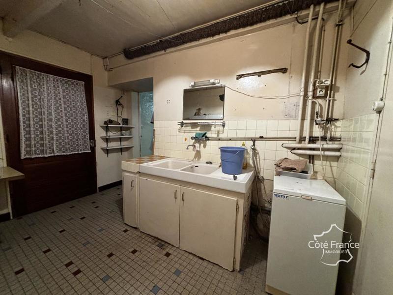 Corps de ferme - 220 m² - 11 pièces