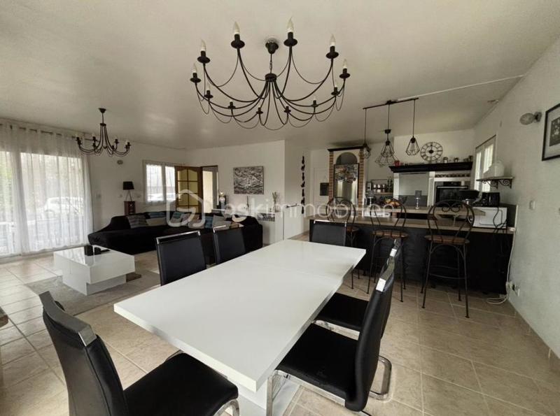 Maison - 145 m² - 7 pièces