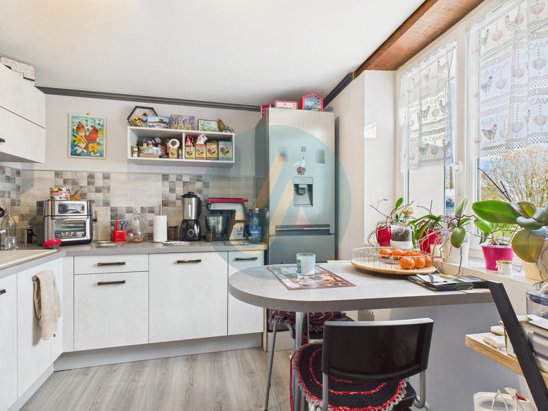 Maison - 93 m² - 5 pièces