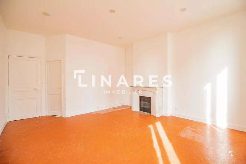 Appartement - 176 m² - 6 pièces