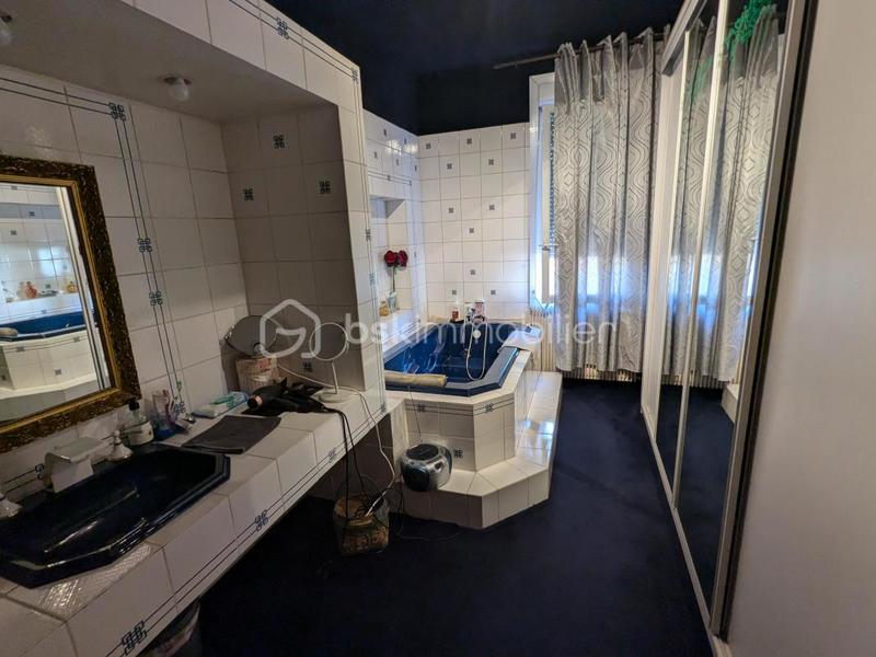 Maison en pierre - 180 m² - 6 pièces