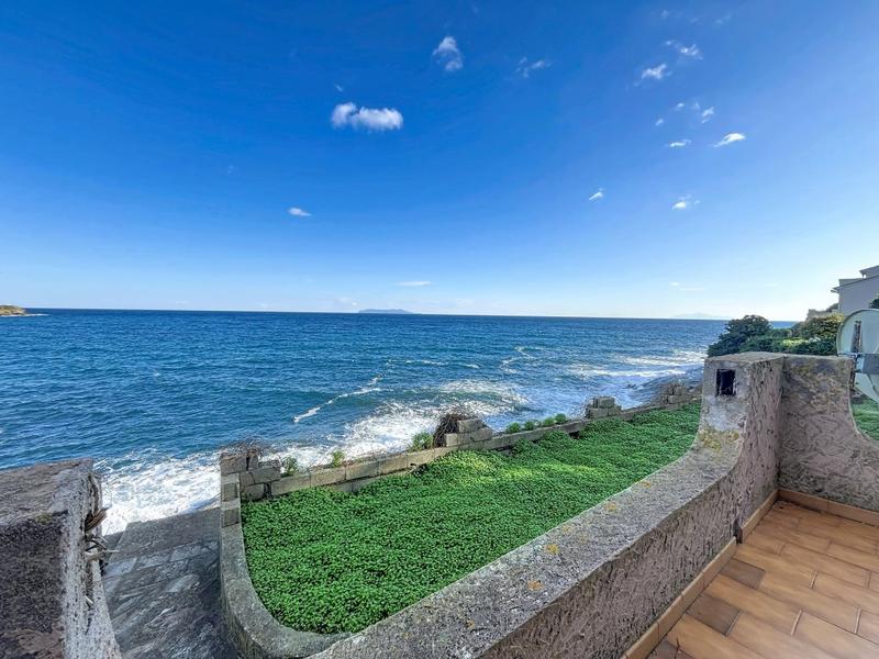 Propriété - 235 m² - 12 pièces