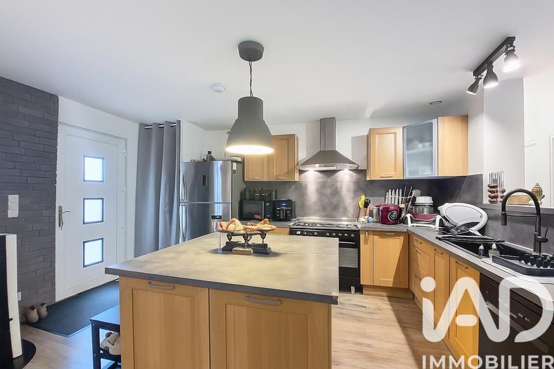 Maison - 91 m² - 6 pièces