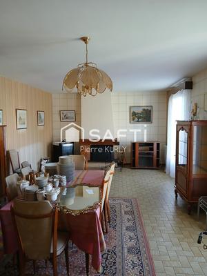 Maison - 90 m² - 4 pièces