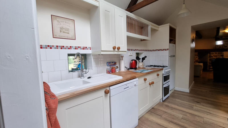 Maison - 240 m² - 21 pièces