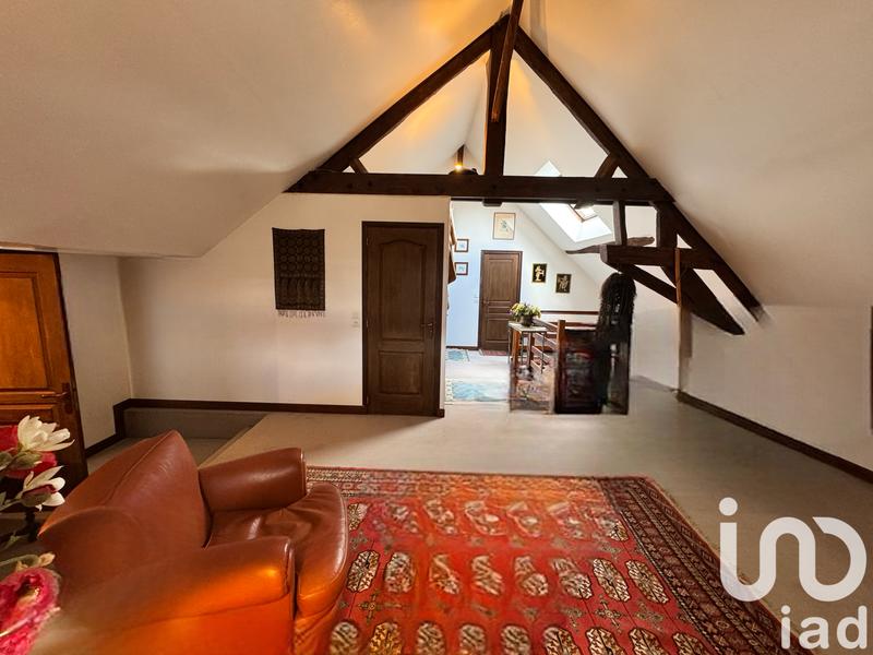 Maison - 230 m² - 8 pièces