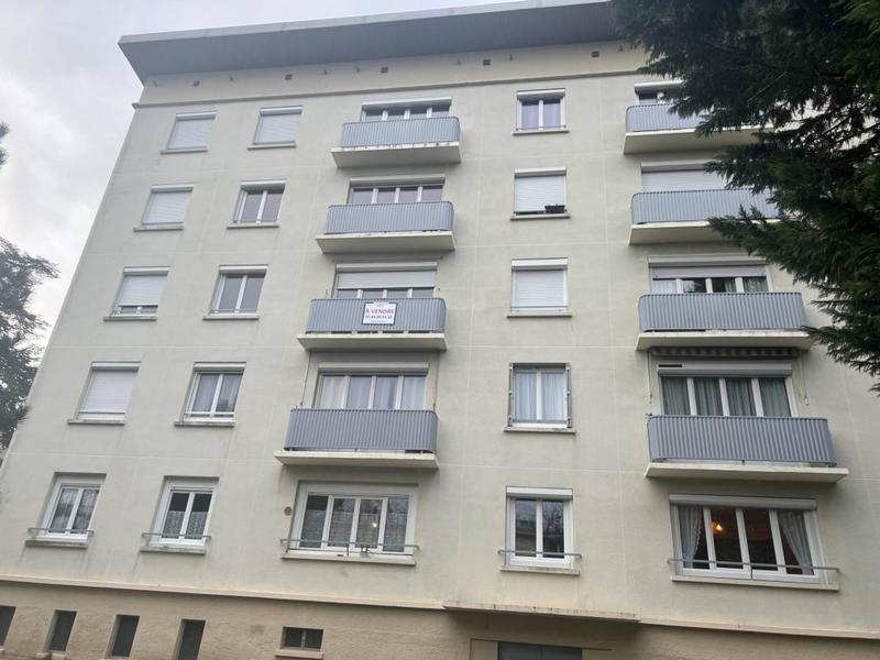 Appartement - 77 m² - 5 pièces