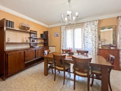 Maison - 127 m² - 5 pièces