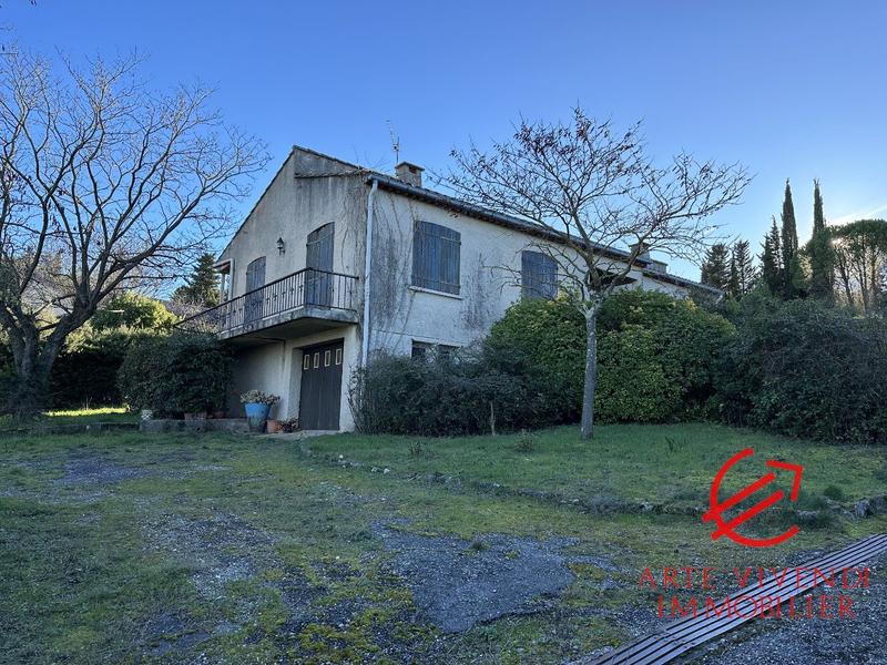 Maison - 110 m² - 4 pièces