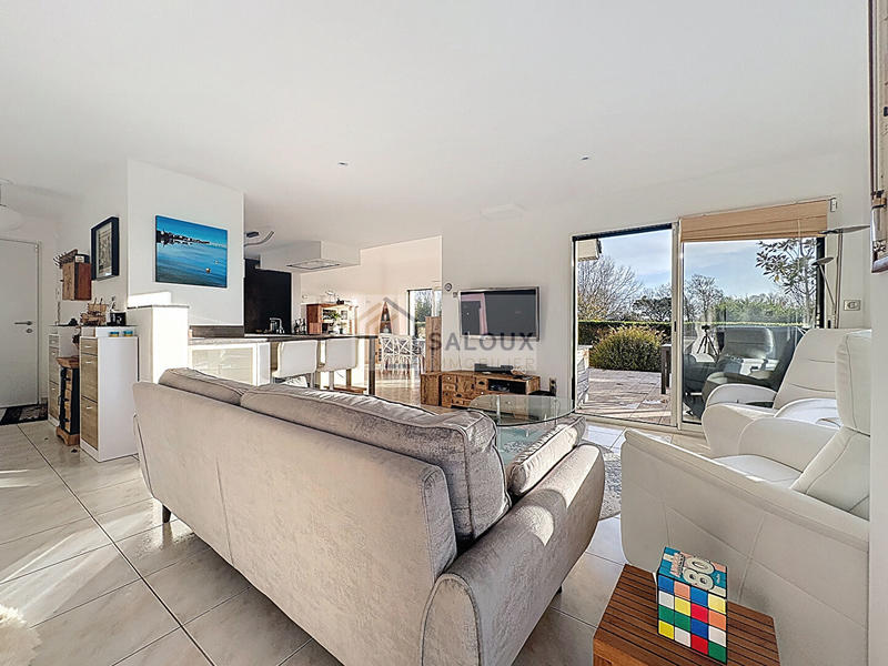 Maison - 164 m² - 4 pièces