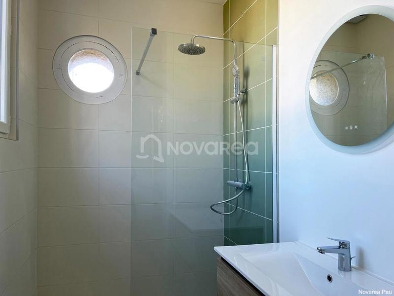 Appartement - 104 m² - 5 pièces