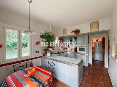 Maison - 160 m² - 6 pièces