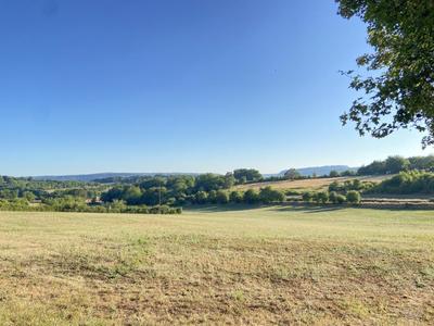 Propriété - 217 m² - 10 pièces